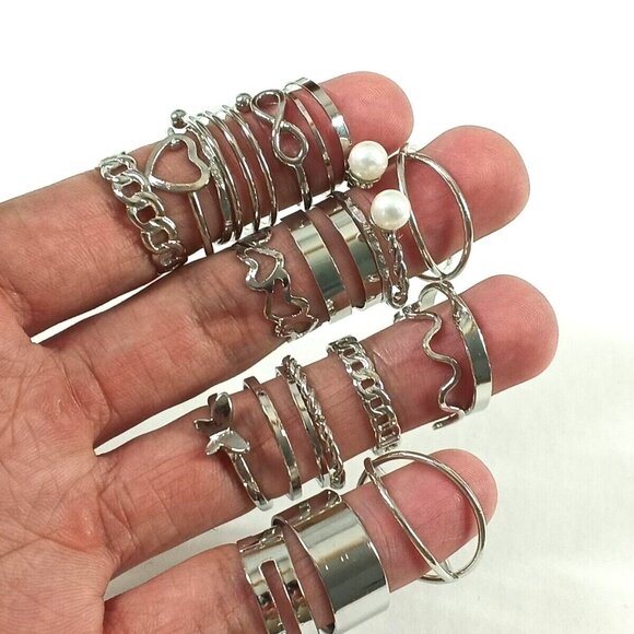 22pcs Women's Ring Size 4-8 Brass Plated Silver Fashion Jewelry - Picture 1 of 8